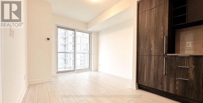 Photo - 2033 Kennedy Rd Unit 2112