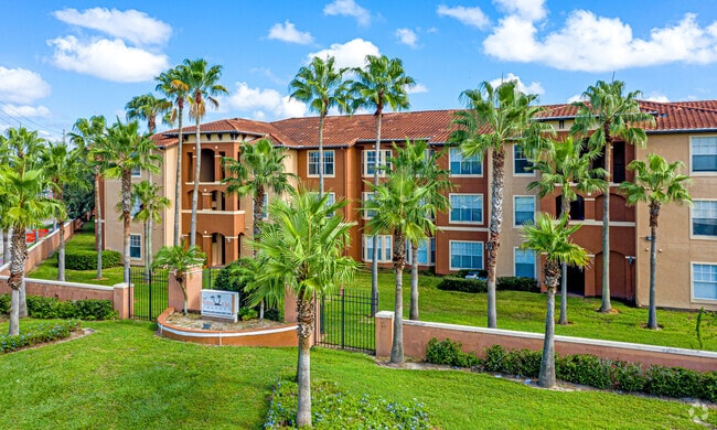 The Palms Club Apartments Orlando