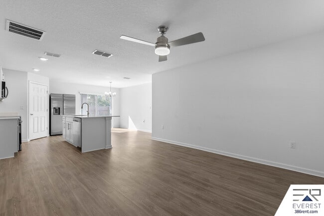 Photo - 68 Sea Trail