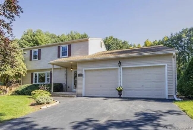 Photo - 75 Grissom Rd House