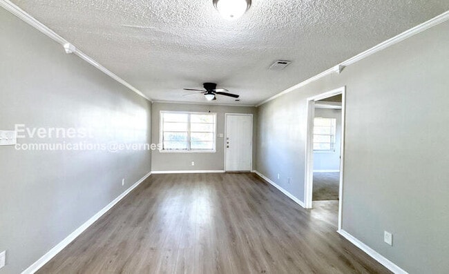 Photo - 2709 27th Ave N