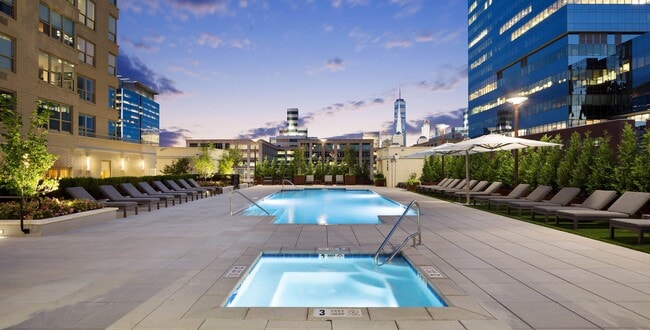 Photo - 65 Bay Street Apartments