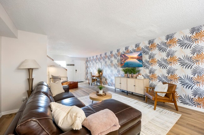 Photo - 432 N 1st St Unit ID1044454P