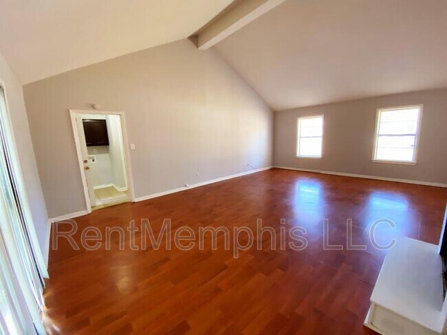 2874 Kings Lynn Cove