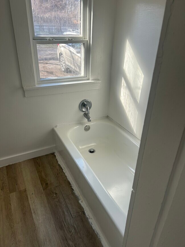 Photo - 1011 S Willett St Unit #2