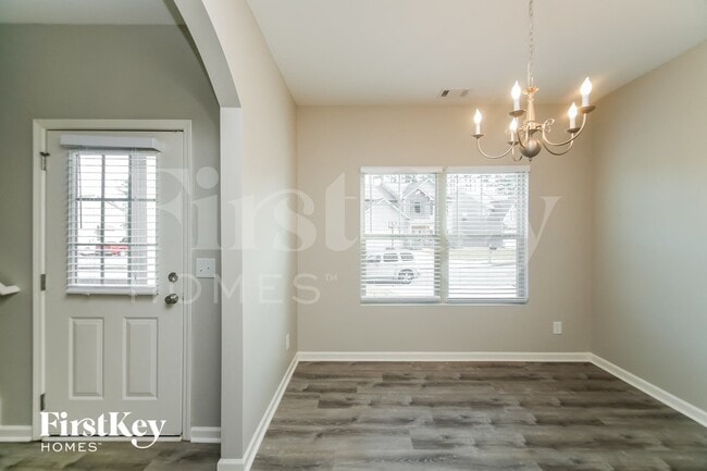 Photo - 179 Spring Forrest Ln