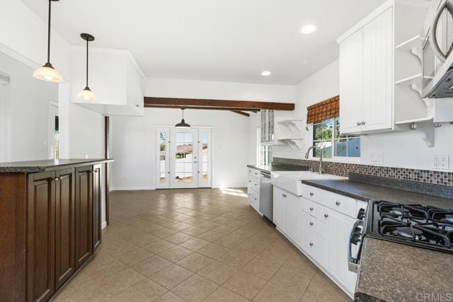 Photo - 835 Barsby St