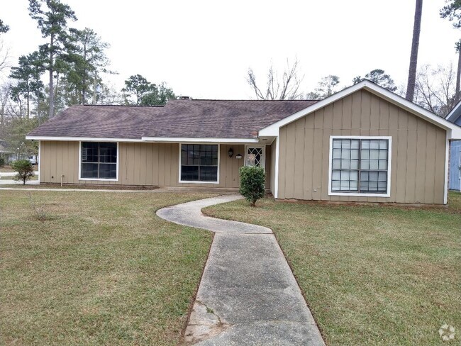 Building Photo - 201 Driftwood St Rental