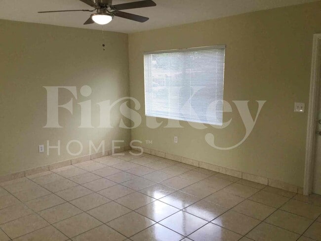 Photo - 18000 NW 6th Ct