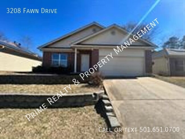 Building Photo - 3208 Fawn Dr
