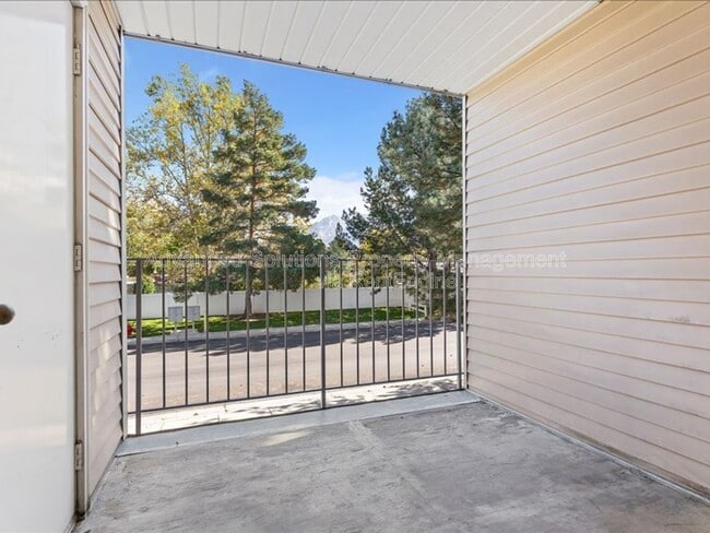 Photo - 9132 S Scirlein Dr
