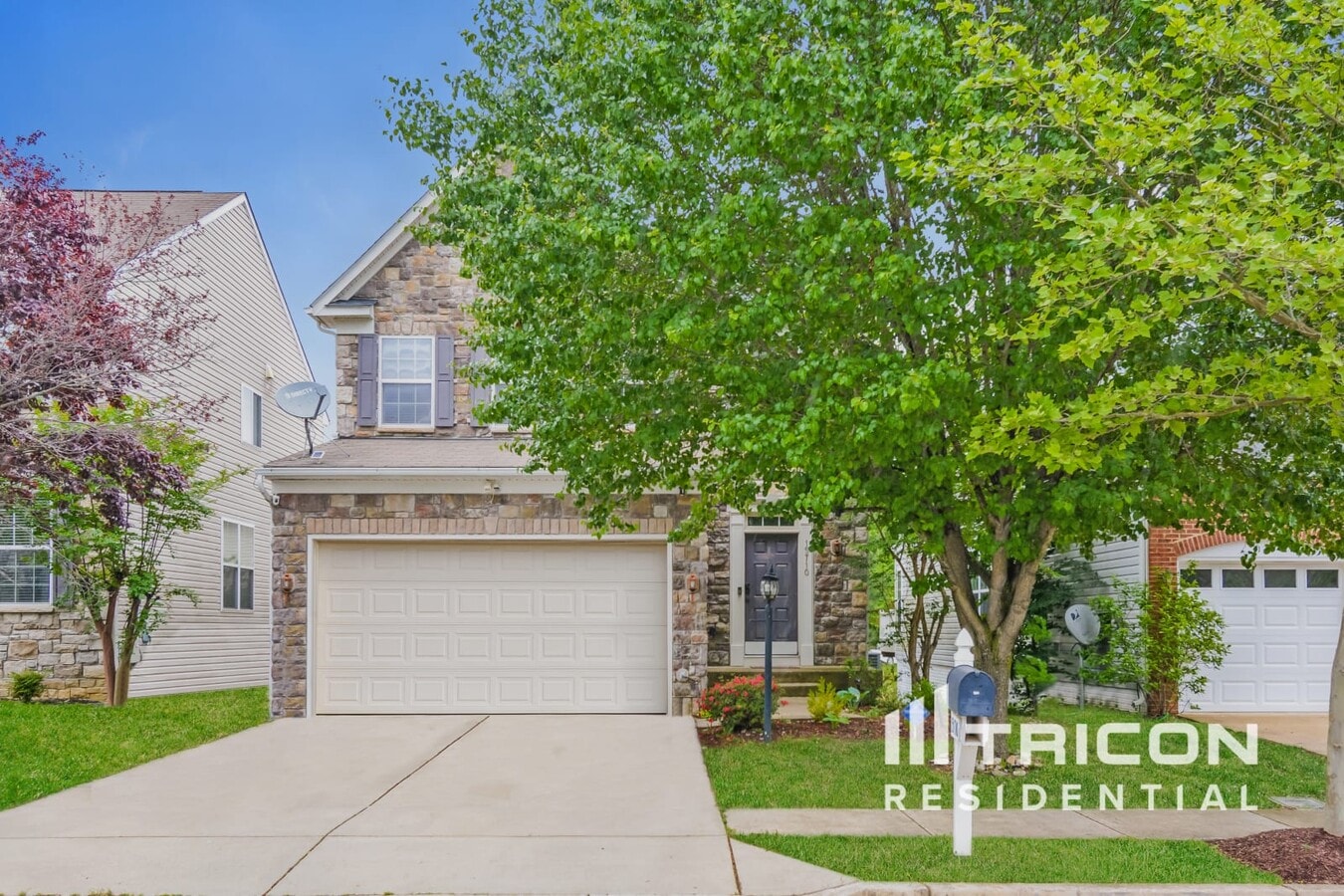 Photo - 15710 Chadsey la