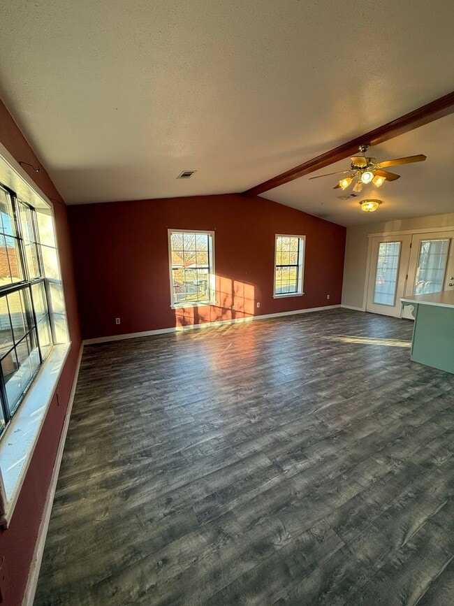 Photo - 404 S 7th Ave