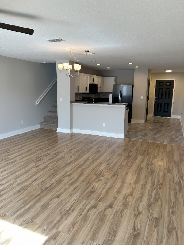 Photo - 217 Michelangelo Pl