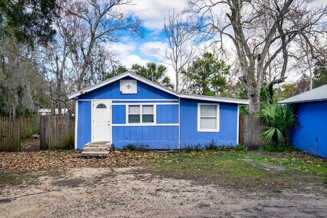 Photo - 531 New Berlin Rd