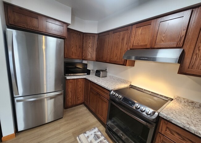 Photo - 1514 Sandlake Rd