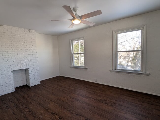 Photo - 500 Fordham Ave Unit 2