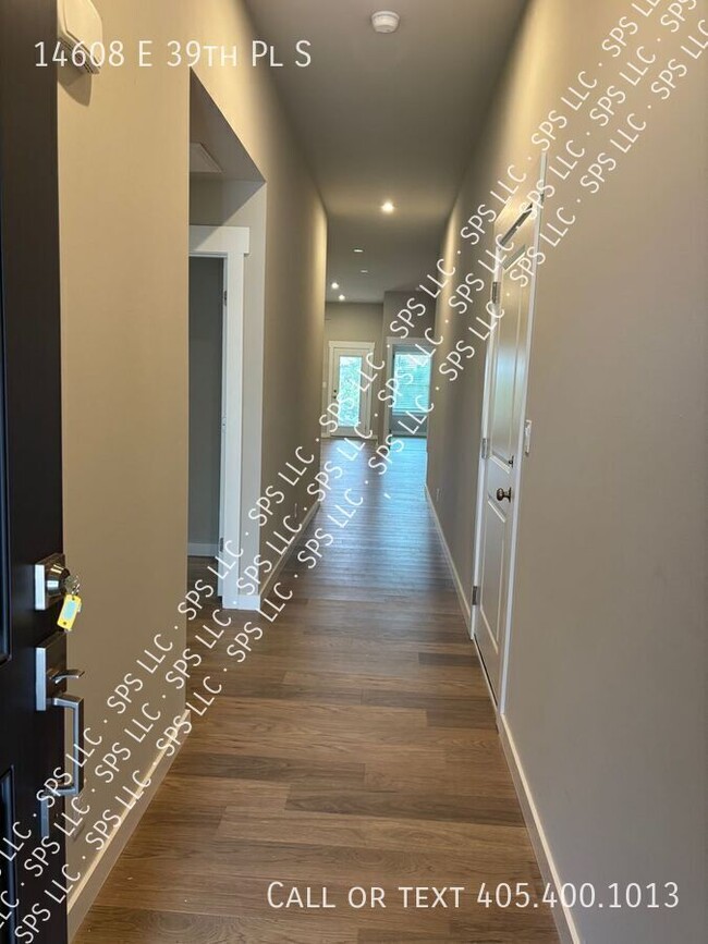 Photo - 14608 E 39th Pl S