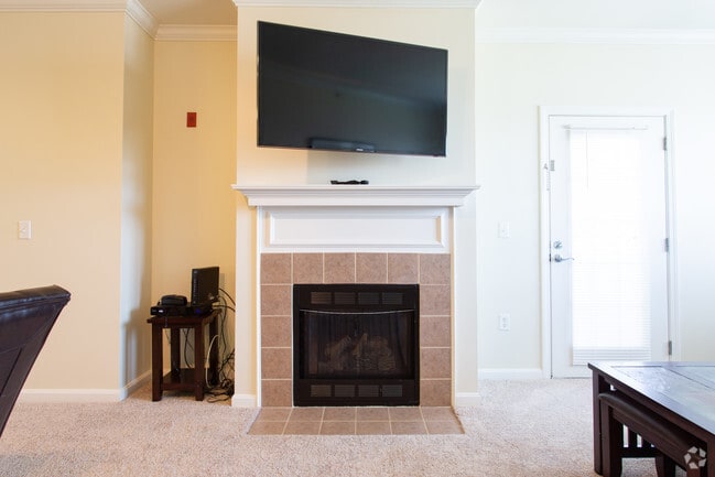 2BR, 2BA - 1098