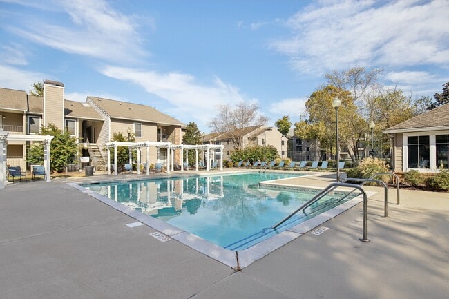 Photo - 1070 Main Apartments