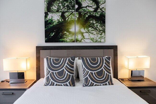 Photo - 1414 Grand St Unit ID1295528P