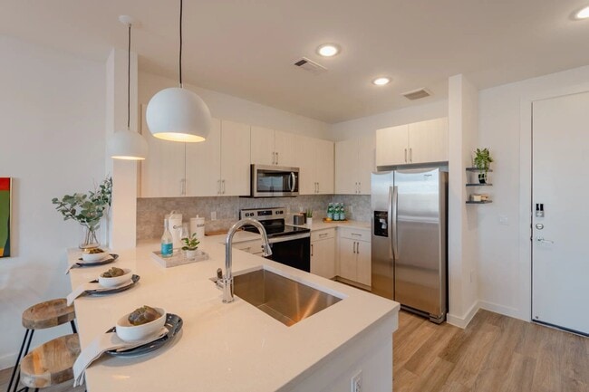 Photo - 6324 N Lamar Blvd Unit 104
