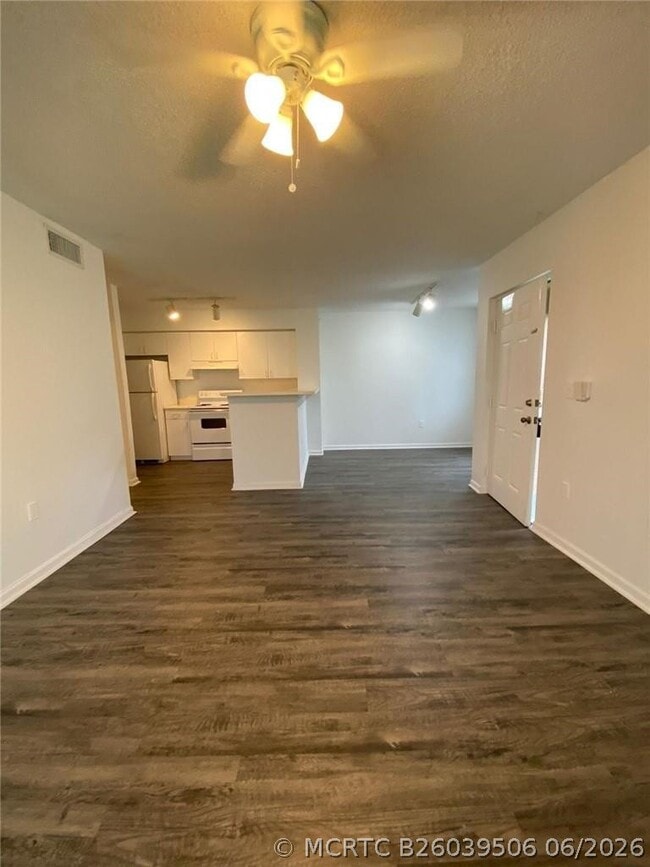 7872 Sonoma Springs Cir Unit 102