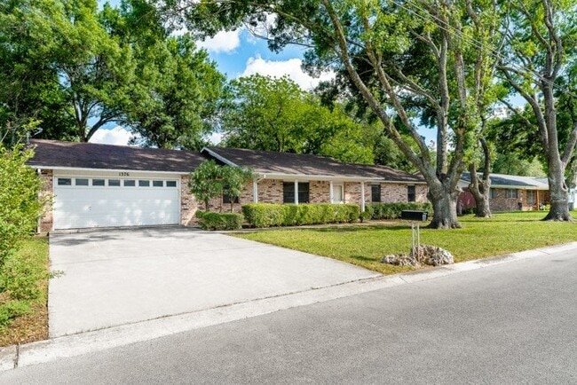 Photo - 1376 Poppy Ln