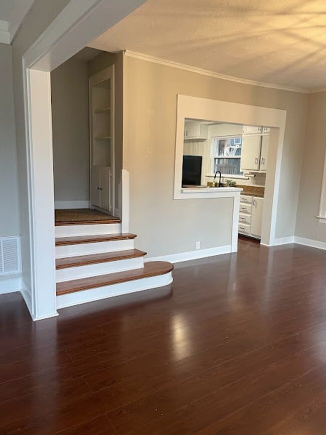 Photo - Charming 3 bedroom, 2 bathroom 2-story home in the heart of Guthrie