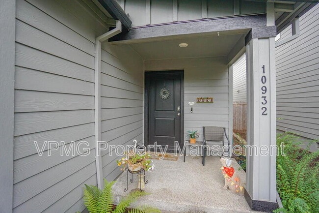 Photo - 10932 NE 127th Ave