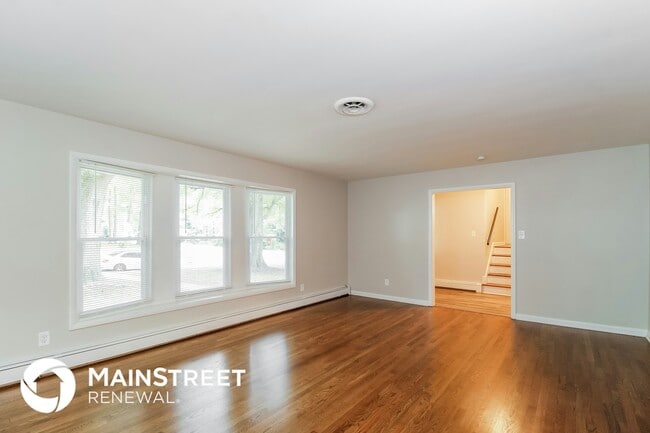 Photo - 501 Florham Dr
