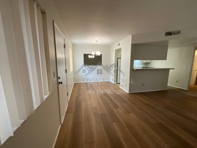 Photo - 12123 W Bell Rd Unidad 313