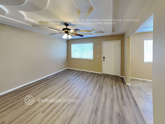 Photo - 547 W 8th Ave