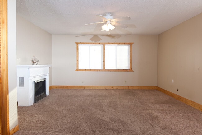 Photo - 952 88th Ln NW