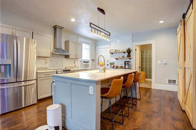 Photo - 104 Leah St Unit 2