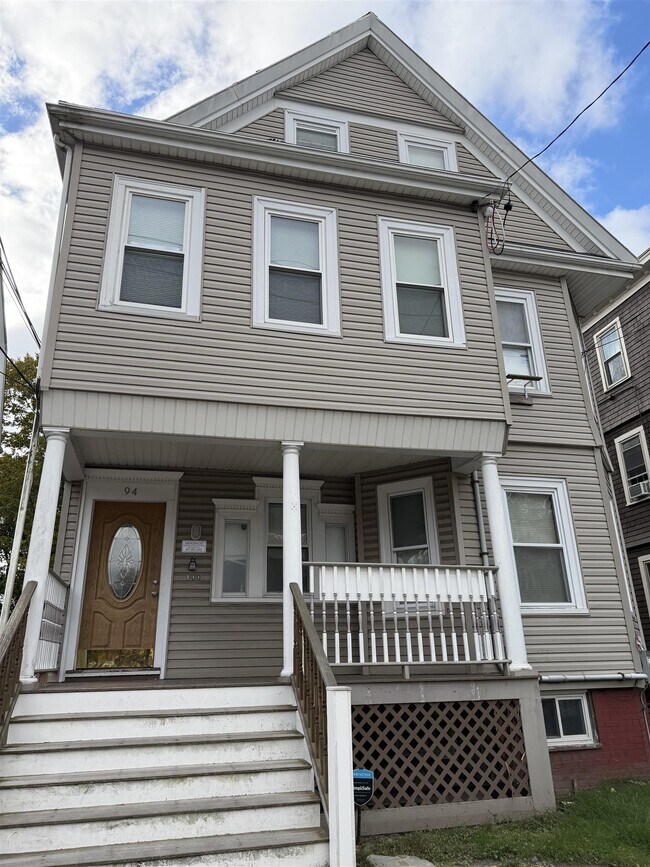 Building Photo - 94 Morrison Ave Unit 3