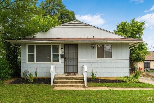 Building Photo - 1726 E Blake Ave Rental