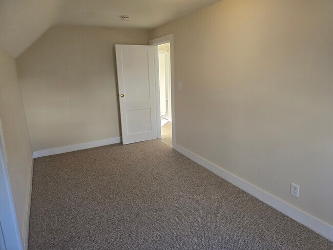 Photo - 79 Wilson Ave Unidad 3