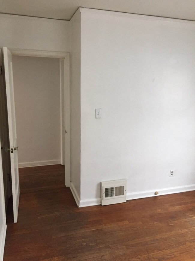 Photo - 1805 Glenbrook Dr