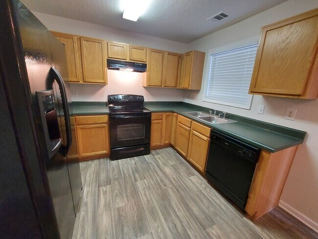 Photo - Spacious Home in Quiet Neighborhood