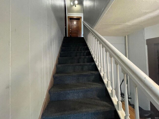 Photo - 423 S Fess Ave