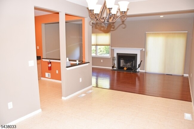 Photo - 125 Springhill Dr
