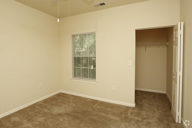 2BR,1BA