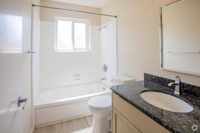 2HAB, 1BA - Verona Gardens