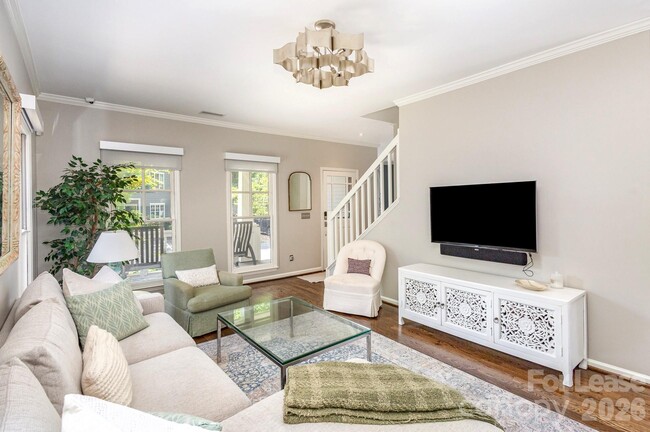Photo - 418 Olmsted Park Pl