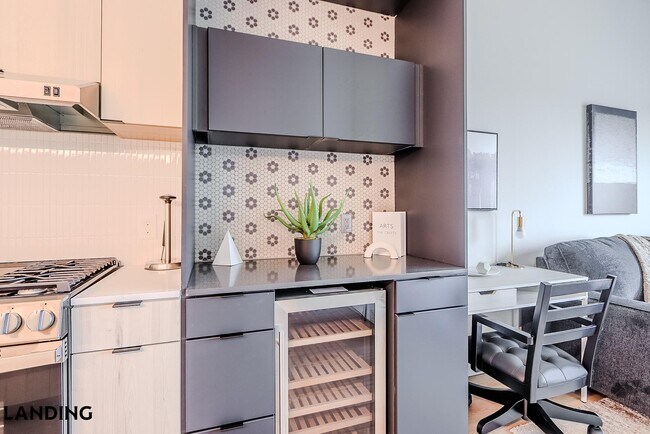 Photo - 2623 Keene St Unit 513