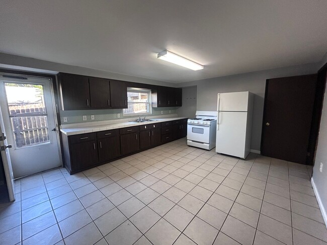 Photo - 1220-1224 Termon Ave