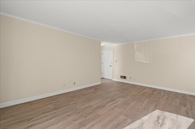 Photo - 444 Richmond Dr Unit 444 Richmond Dr.,   4