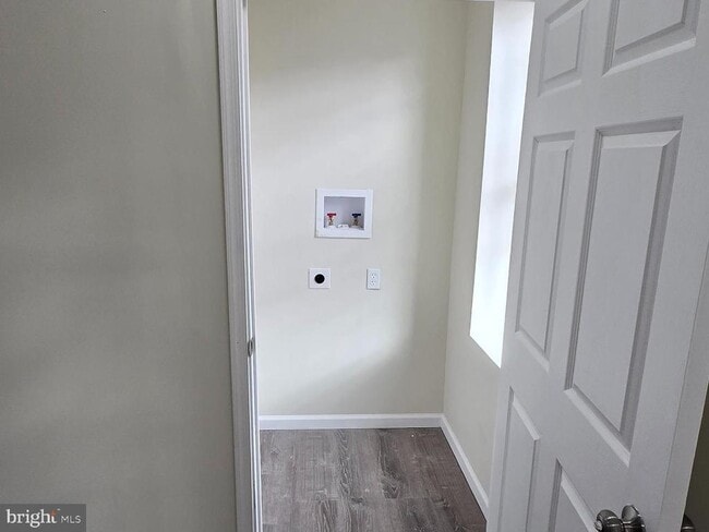 Photo - 592 Old Town Mall