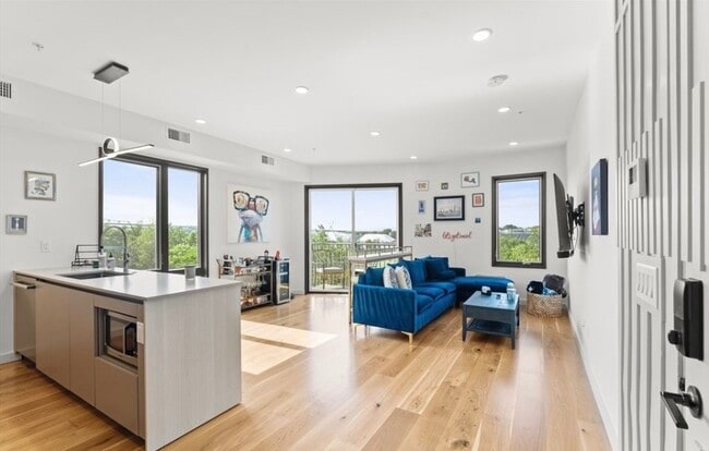 Photo - 191 Condor St Unidad 9